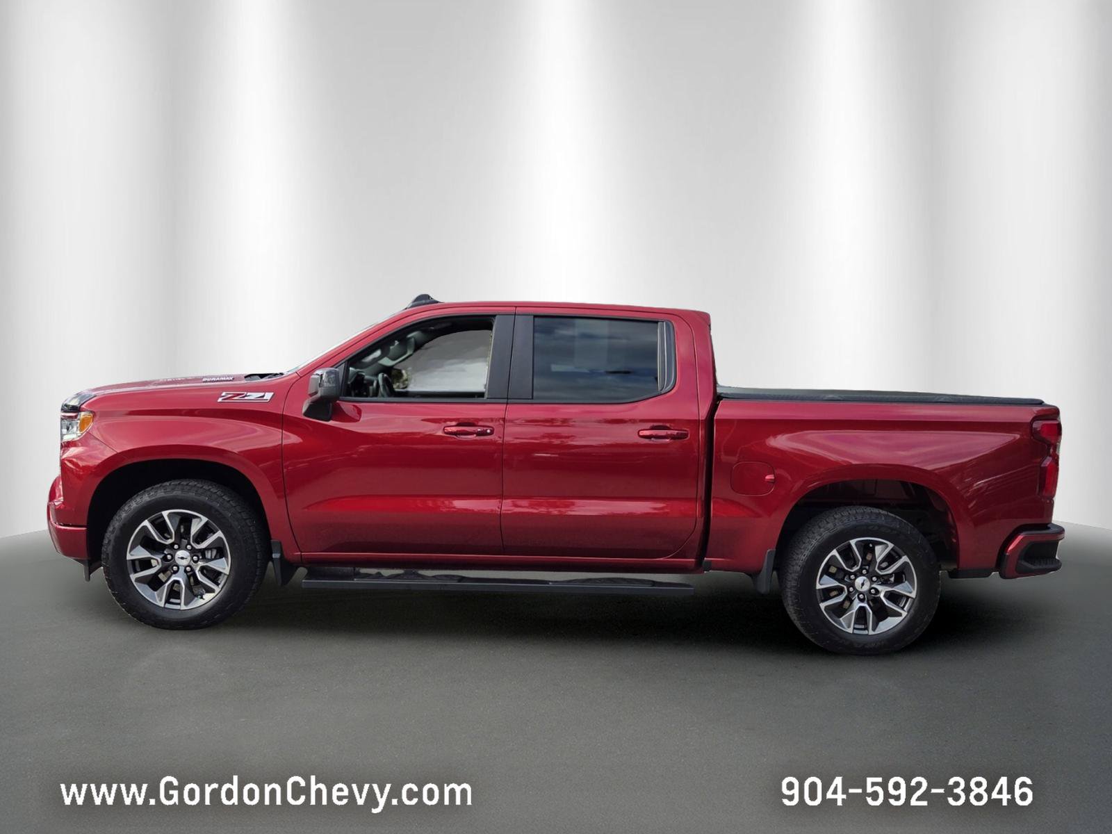 Certified 2024 Chevrolet Silverado 1500 RST w/ Z71 Off-Road Package AWD/4WD image 2