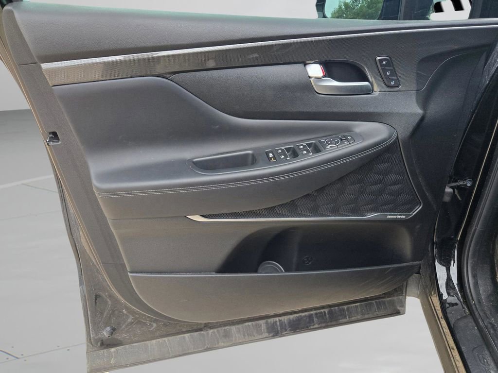 Used 2023 Hyundai Santa Fe Limited image 19