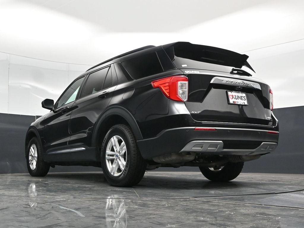 Used 2023 Ford Explorer XLT w/ Equipment Group 202A AWD/4WD image 55