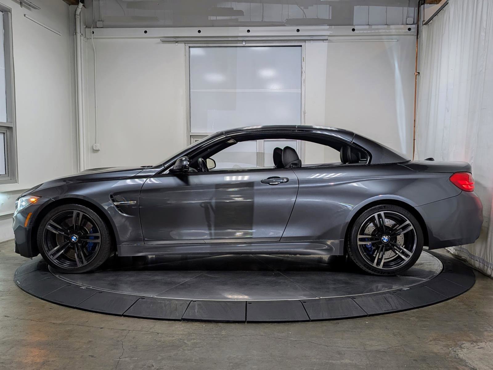 Used 2015 BMW M4 Convertible RWD image 15