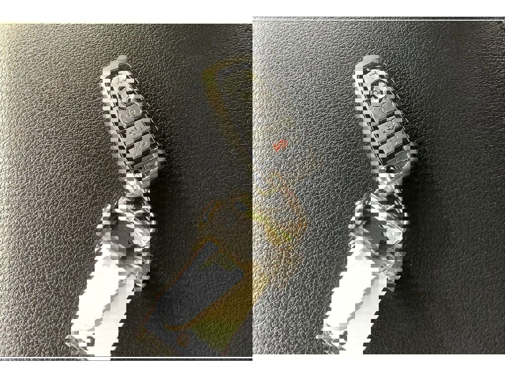 Used 2021 Ford Expedition Max Limited AWD/4WD image 13