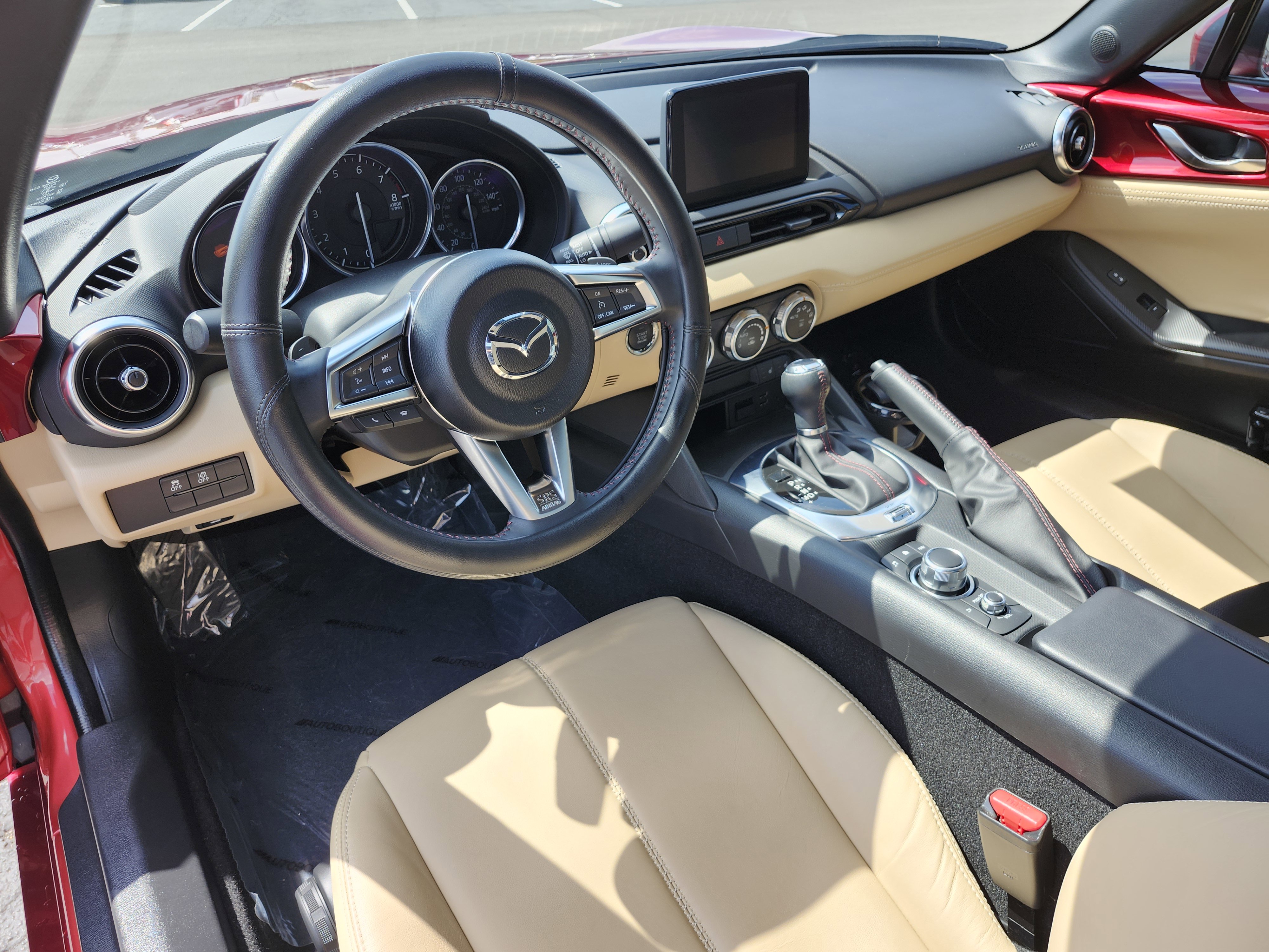 Used 2019 MAZDA MX-5 Miata RF Grand Touring RWD image 32