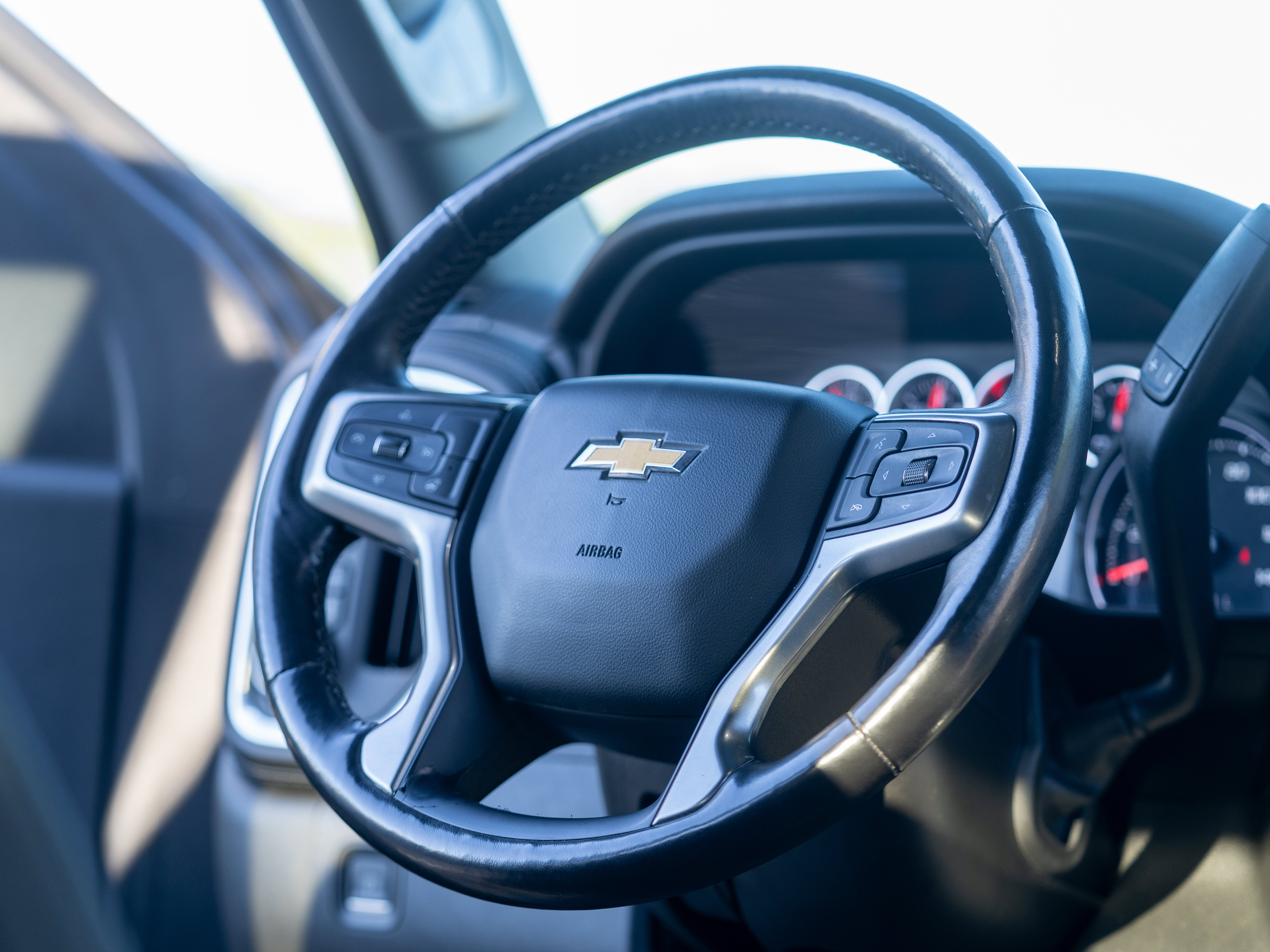 Used 2021 Chevrolet Silverado 1500 LT RWD image 18
