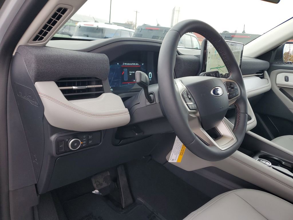 New 2026 Ford Explorer Active w/ Active Comfort Package image 18