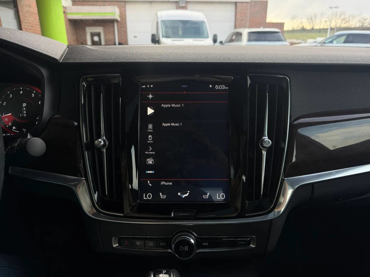 Used 2018 Volvo S90 T5 Momentum w/ Convenience Package image 25