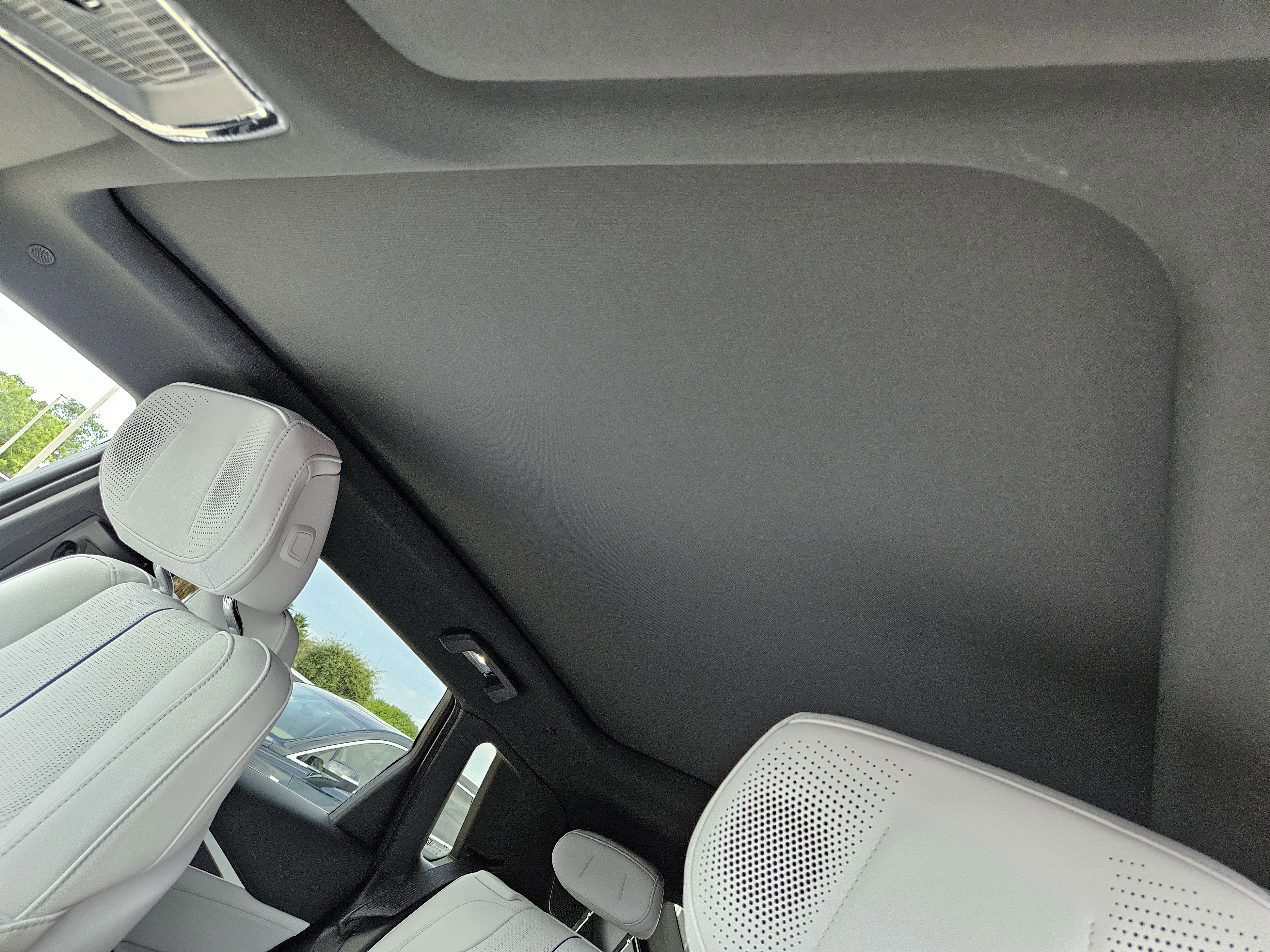 New 2025 Cadillac Lyriq Sport image 24