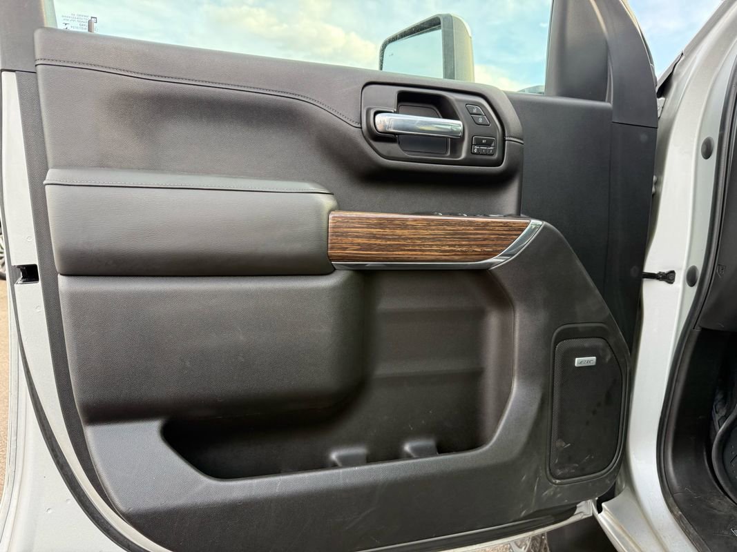 Used 2020 Chevrolet Silverado 3500 High Country w/ LPO, Hitch Package AWD/4WD image 12