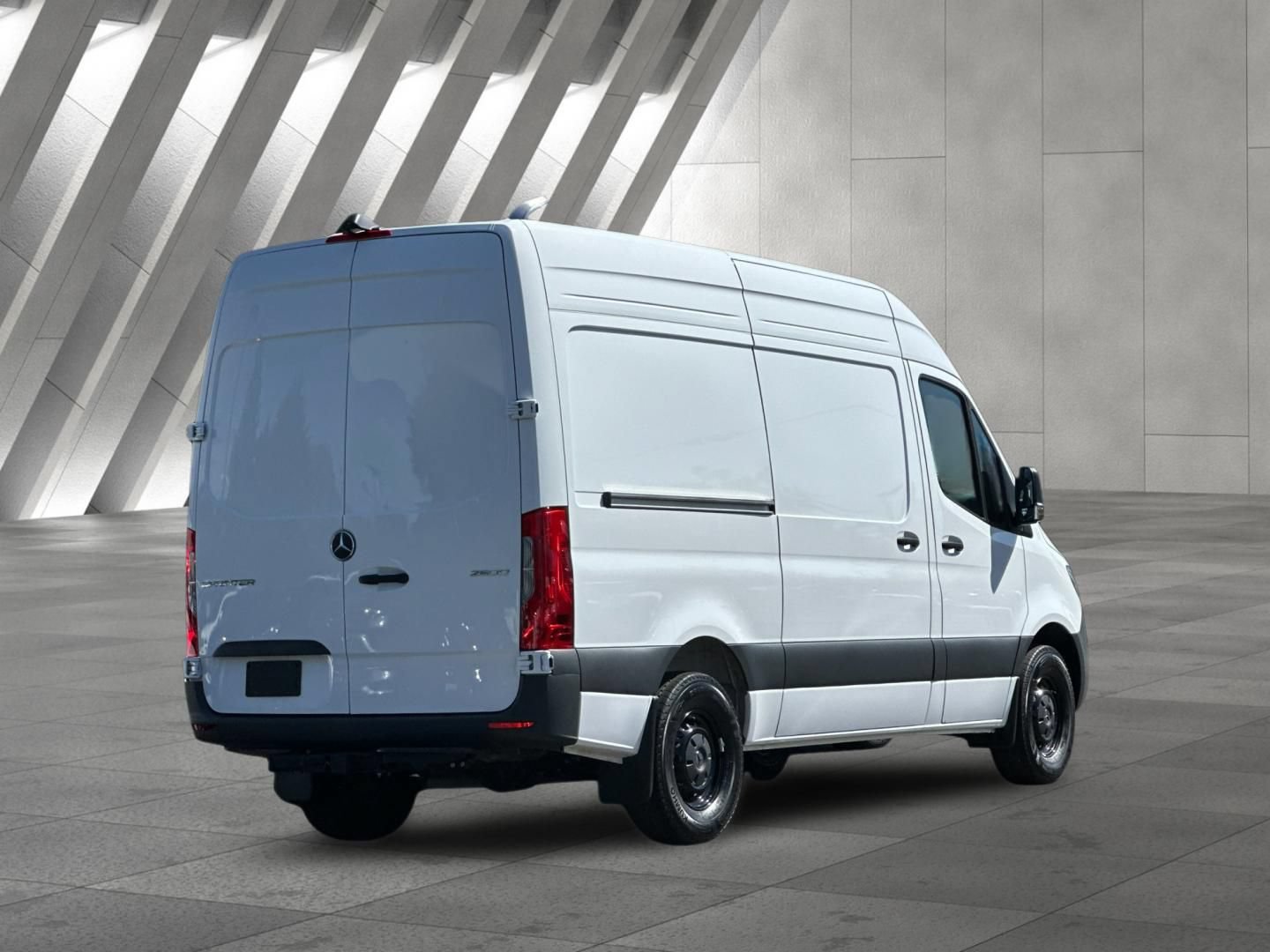 Used 2025 Mercedes-Benz Sprinter 2500 image 4