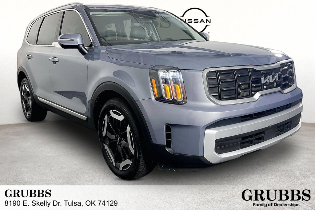 Used 2025 Kia Telluride S FWD image 1