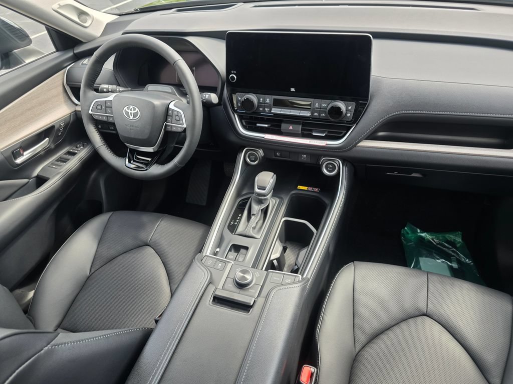 New 2026 Toyota Grand Highlander AWD image 15