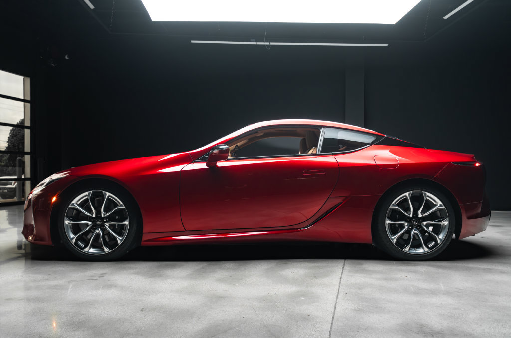 Used 2018 Lexus LC 500 Coupe w/ Sport Package RWD image 18