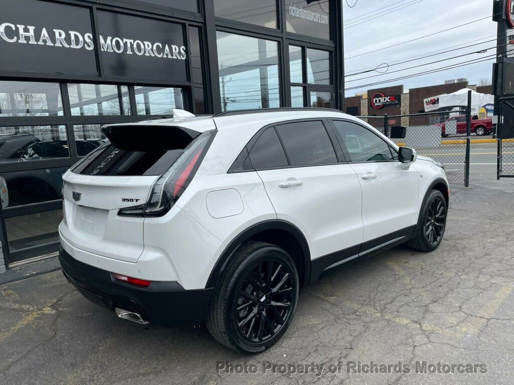 Used 2023 Cadillac XT4 Sport w/ LPO, Onyx Lite Package image 3