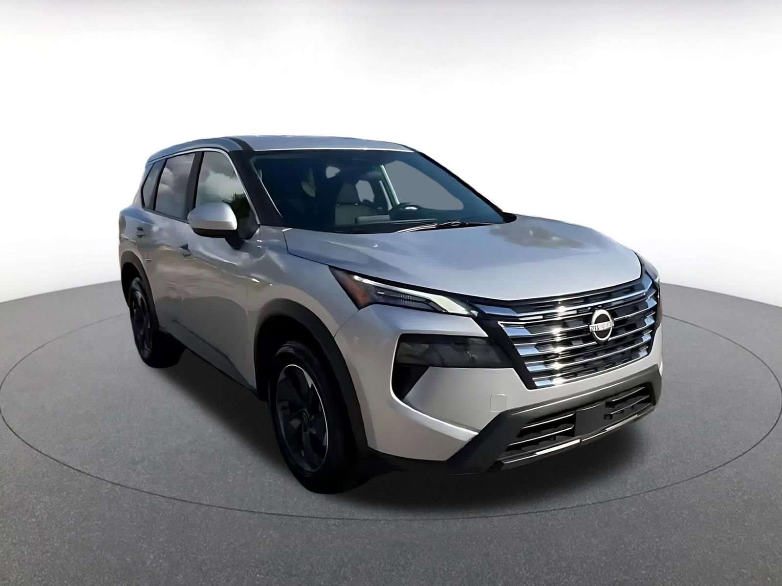 Used 2025 Nissan Rogue SV FWD image 3