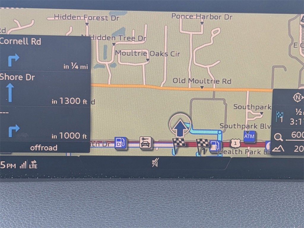 Used 2017 Audi Q7 3.0T Premium Plus w/ Premium Plus Package image 26