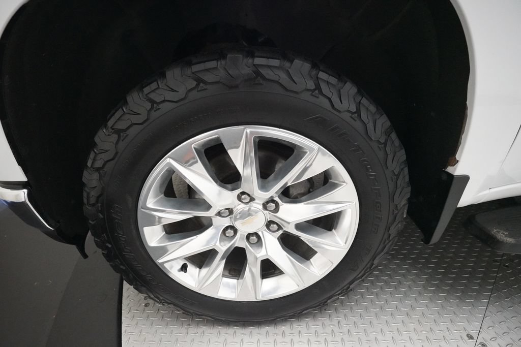 Used 2019 Chevrolet Silverado 1500 LTZ AWD/4WD image 23