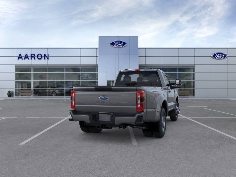 New 2026 Ford F350 4x4 Regular Cab DRW Super Duty image 9