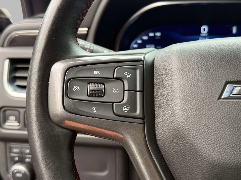 Used 2024 Chevrolet Suburban RST w/ Luxury Package image 33