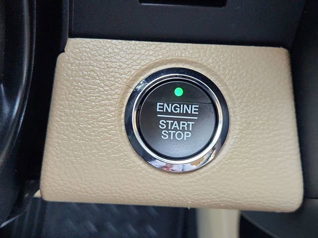 Used 2017 Ford F250 Lariat w/ Lariat Ultimate Package AWD/4WD image 17