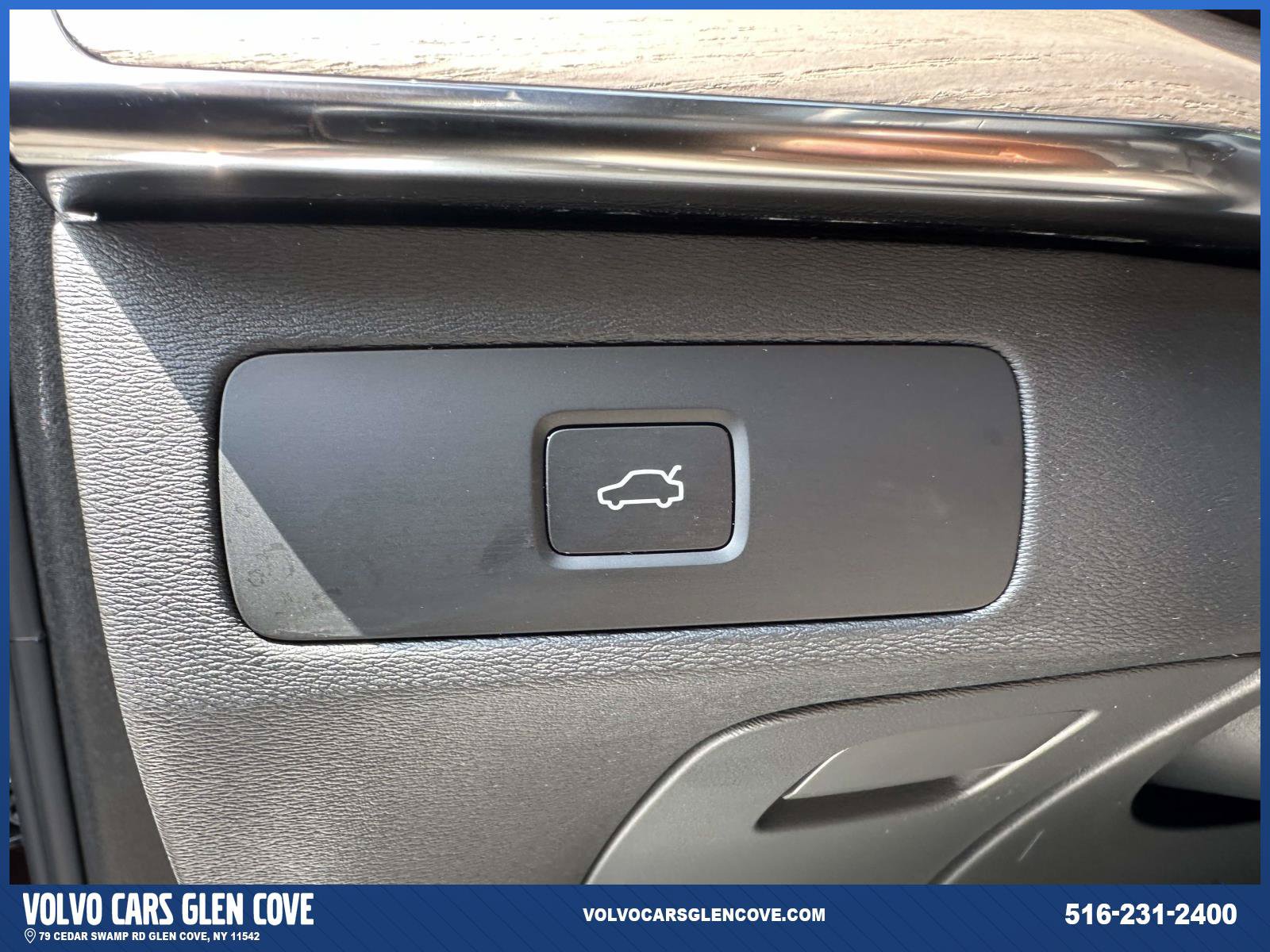 Used 2026 Volvo XC90 B6 Plus w/ Protection Package AWD/4WD image 24