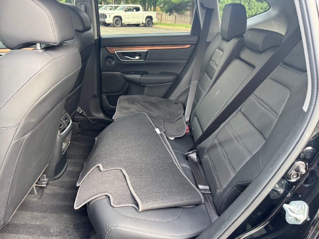 Used 2021 Honda CR-V Touring image 18