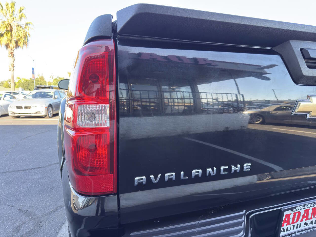 Used 2008 Chevrolet Avalanche LT AWD/4WD image 25