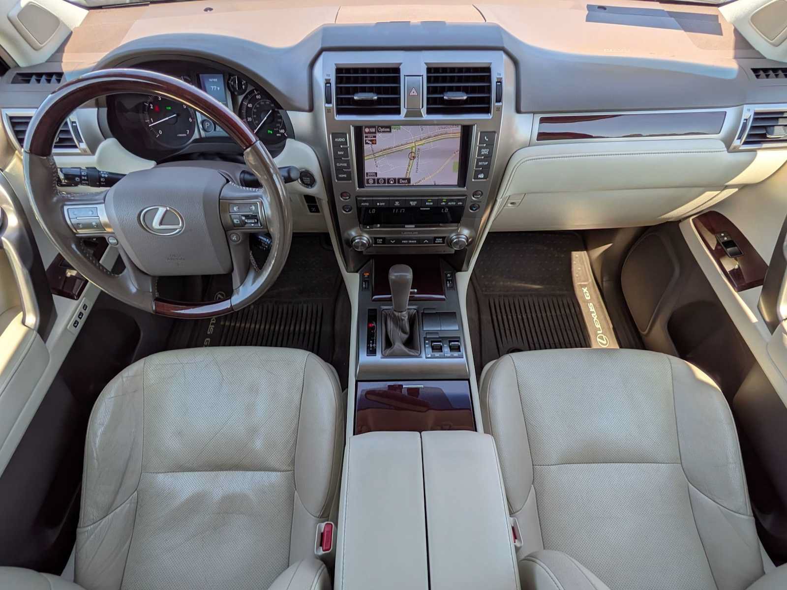 Used 2016 Lexus GX 460 w/ Premium Package AWD/4WD image 22