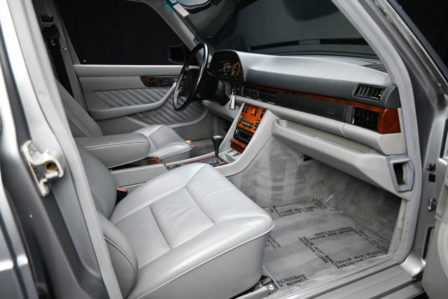 Used 1991 Mercedes-Benz 560 SEL image 53