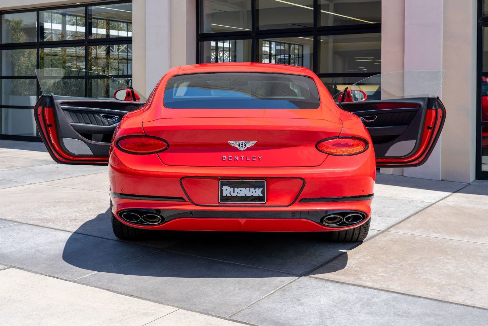 Used 2024 Bentley Continental GT image 21