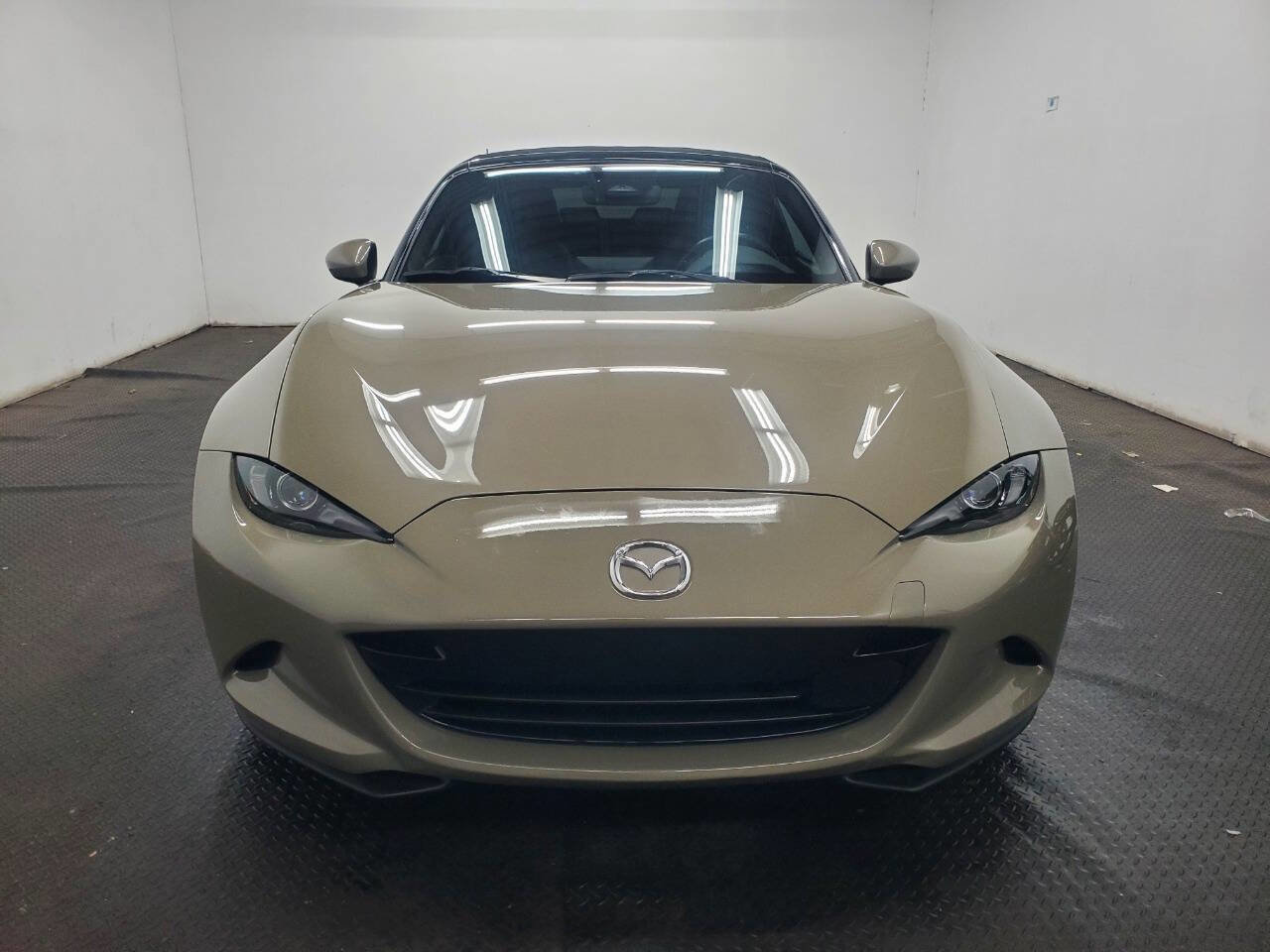 Used 2024 MAZDA MX-5 Miata Grand Touring image 2