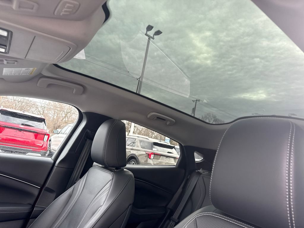 Used 2024 Ford Mustang Mach-E Premium image 26