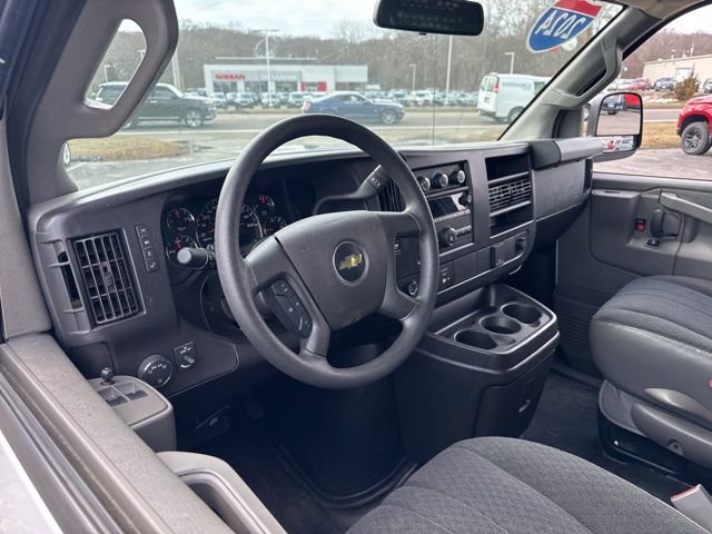 Used 2024 Chevrolet Express 2500 w/ Driver Convenience Package image 8