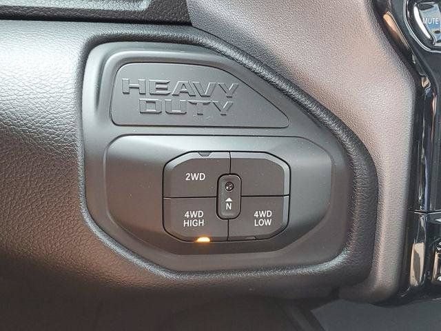 New 2026 RAM 2500 Laramie AWD/4WD image 25