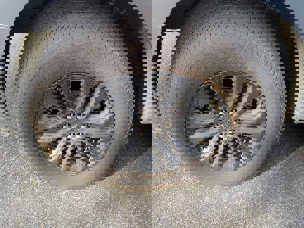 Used 2024 Ford F150 XLT w/ Equipment Group 302A MID image 2