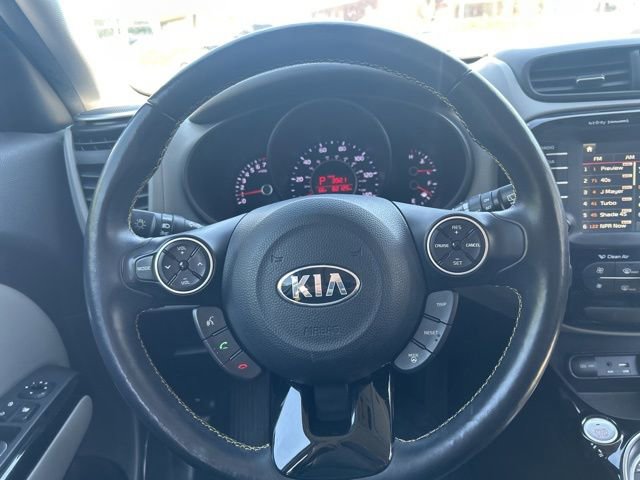 Used 2016 Kia Soul + w/ Primo Package FWD image 15
