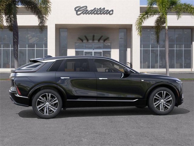 New 2026 Cadillac Lyriq Luxury image 5