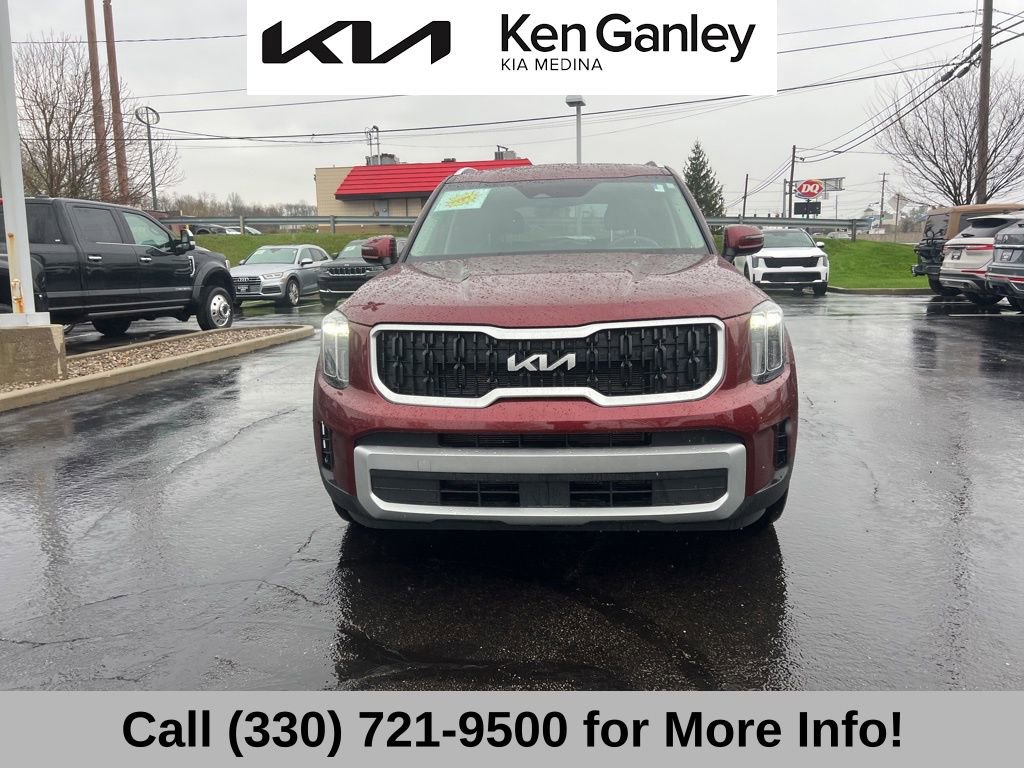 Certified 2023 Kia Telluride EX w/ EX Captain's Chair Package image 4