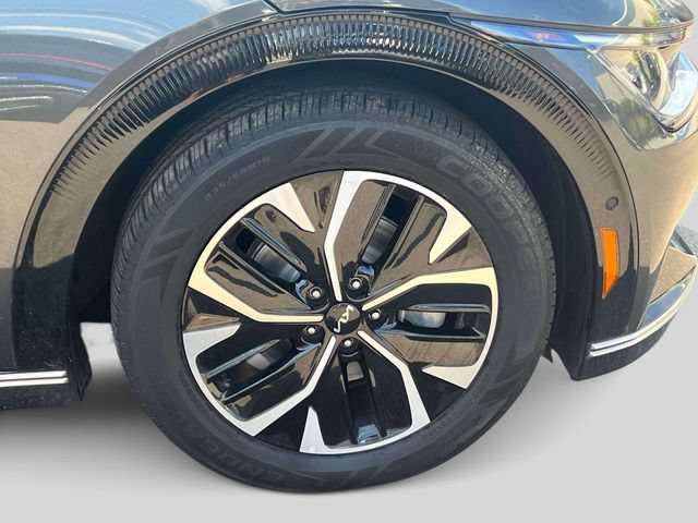 Used 2023 Kia EV6 Wind w/ Wind Technology Package AWD/4WD image 11