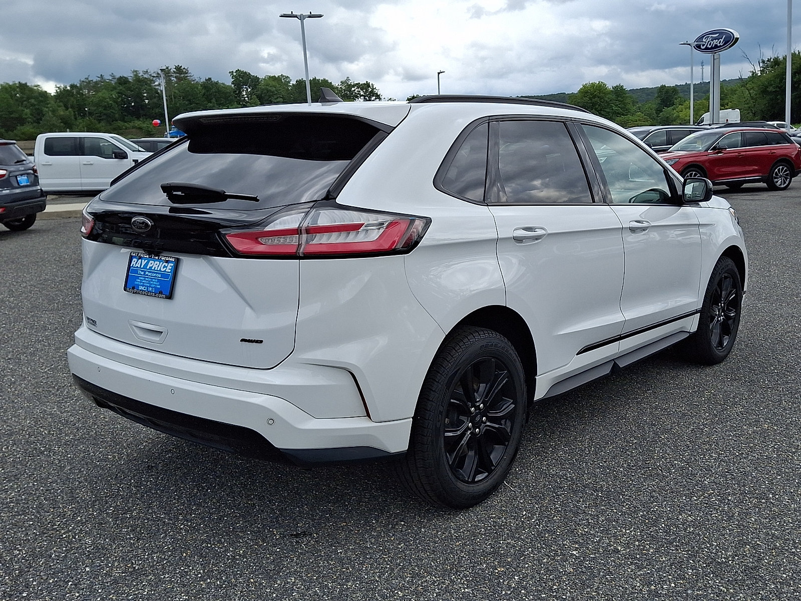 Certified 2022 Ford Edge SE w/ Black Appearance Package AWD/4WD image 7