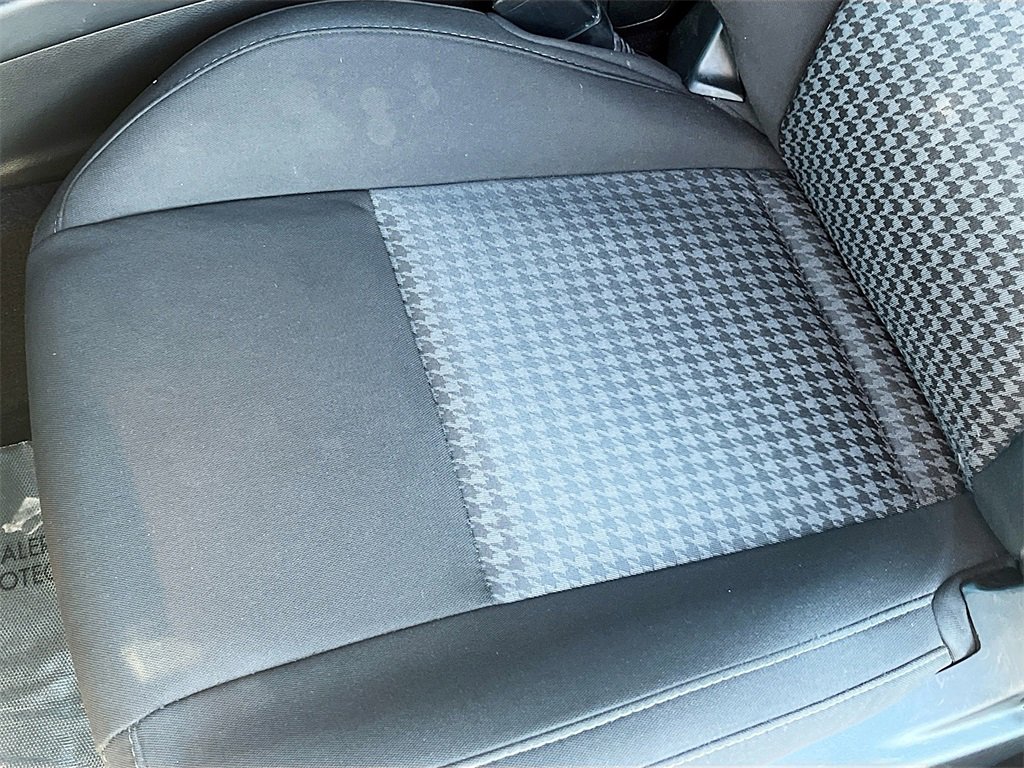 Used 2022 Dodge Challenger R/T w/ Blacktop Package image 18