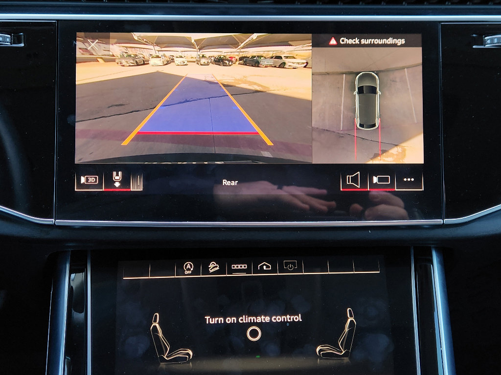 Used 2022 Audi Q8 Premium Plus image 18