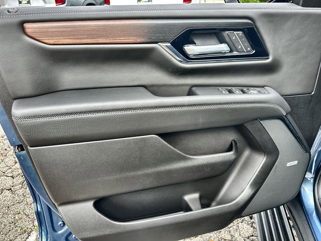 New 2026 GMC Yukon Denali image 21