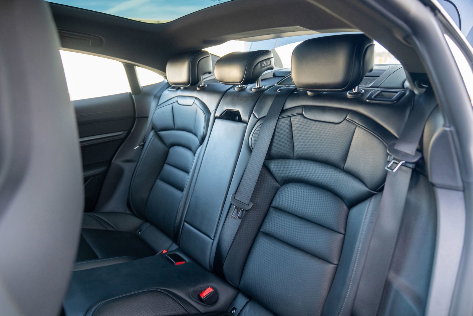 New 2026 Porsche Taycan AWD/4WD image 21