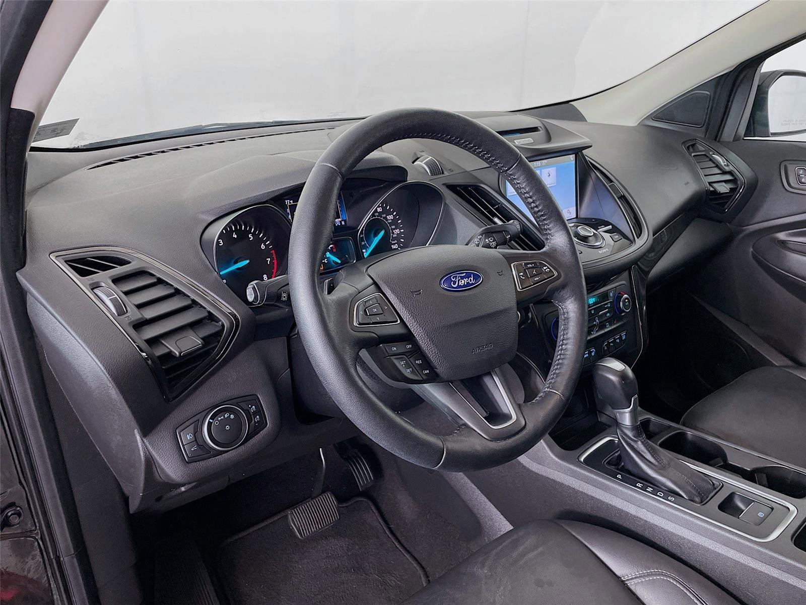 Used 2017 Ford Escape Titanium w/ Equipment Group 301A AWD/4WD image 12