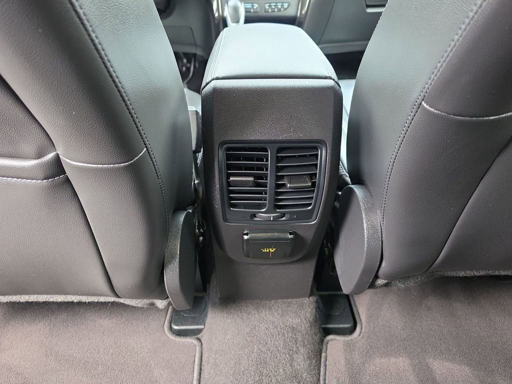 Used 2019 Ford Escape Titanium image 24