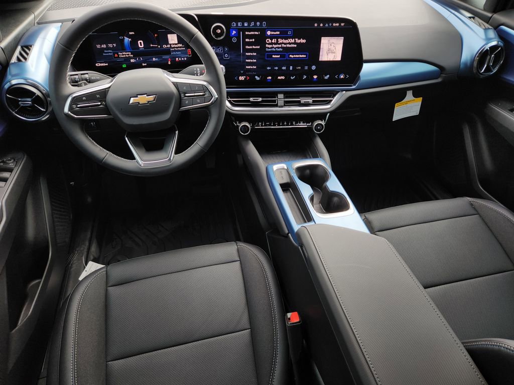 New 2026 Chevrolet Equinox EV LT image 18