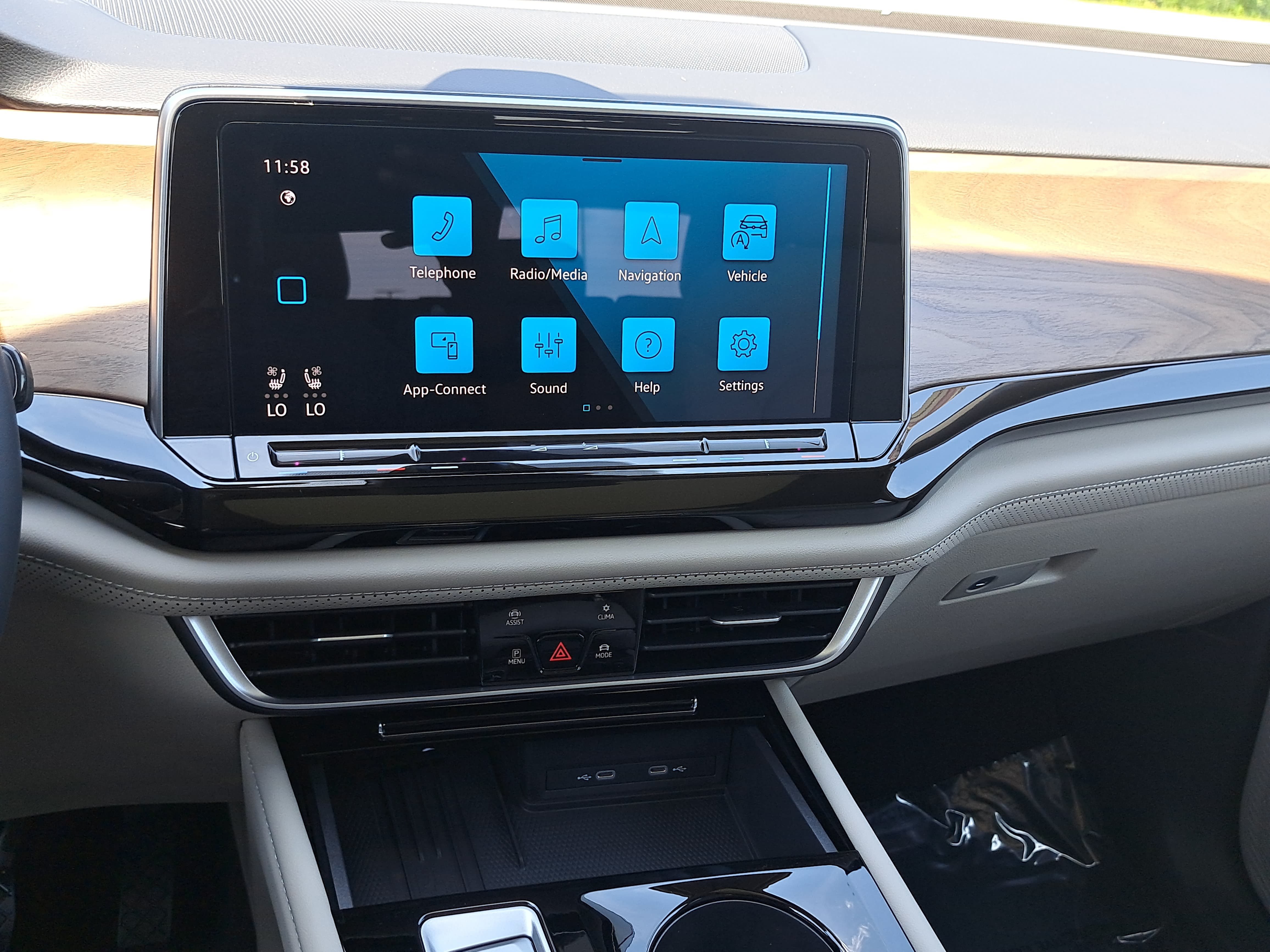 New 2026 Volkswagen Atlas SE AWD/4WD image 21
