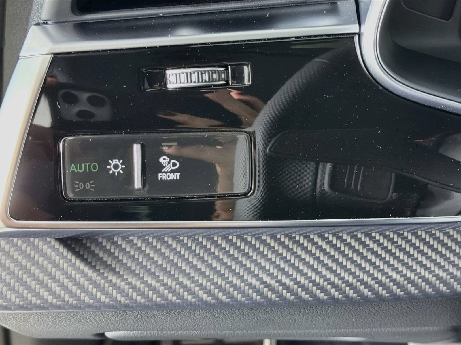 New 2026 Audi SQ8 Prestige AWD/4WD image 10