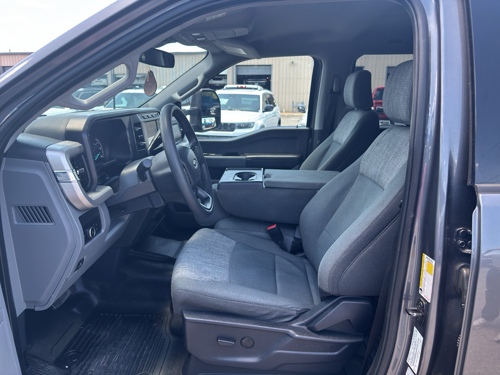 Used 2023 Ford F350 XLT AWD/4WD image 13