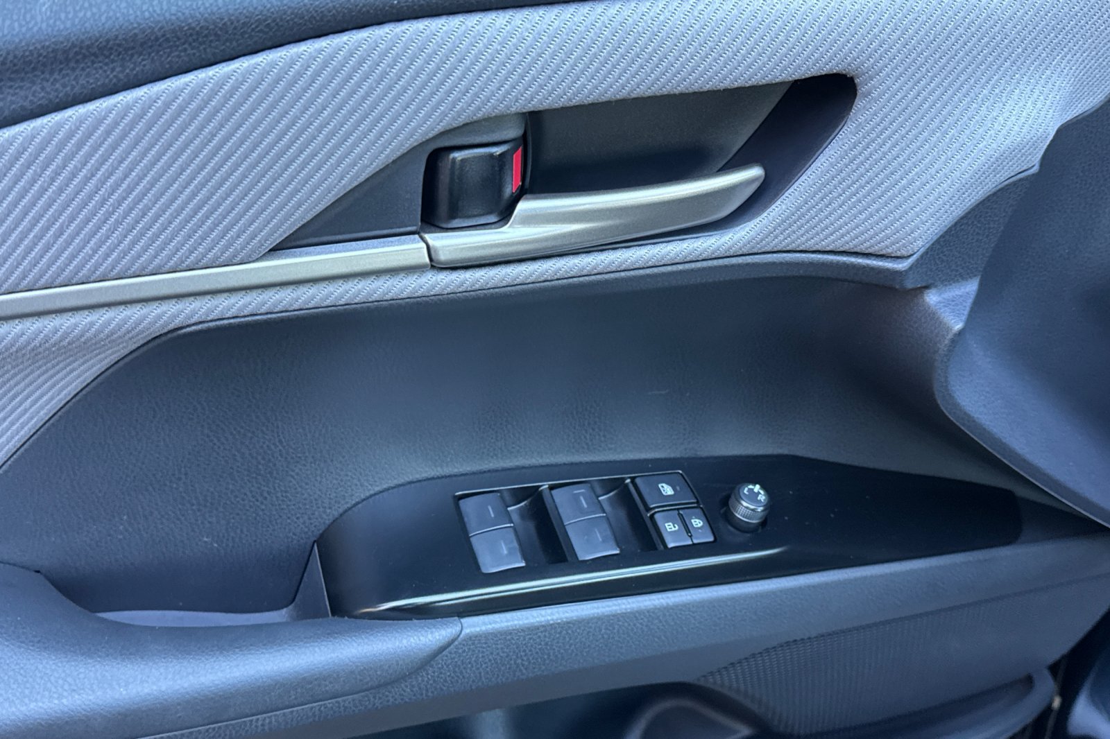 Certified 2026 Toyota Camry SE w/ Convenience Package FWD image 14