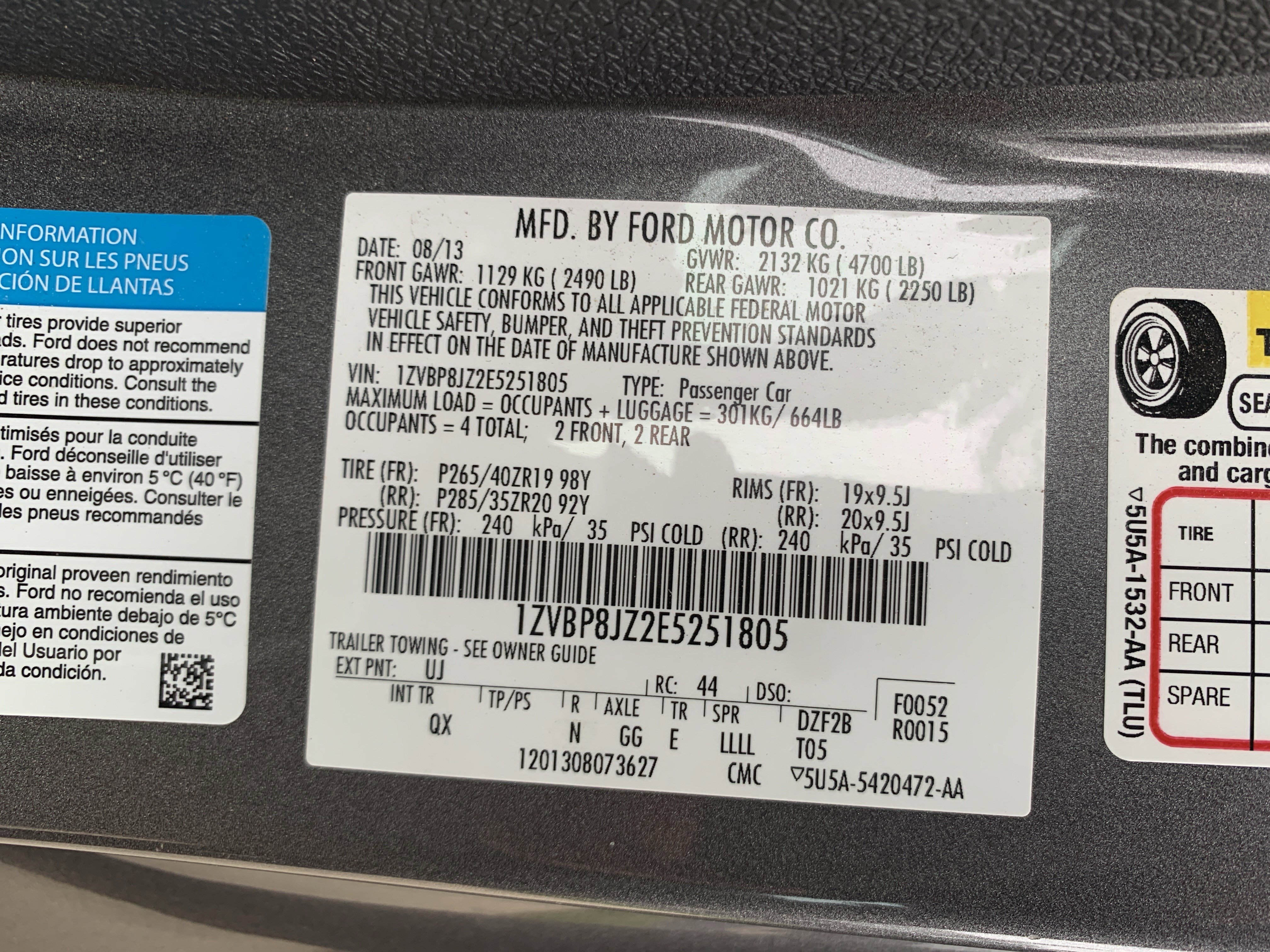 Used 2014 Ford Mustang Shelby GT500 w/ Equipment Group 821A image 36